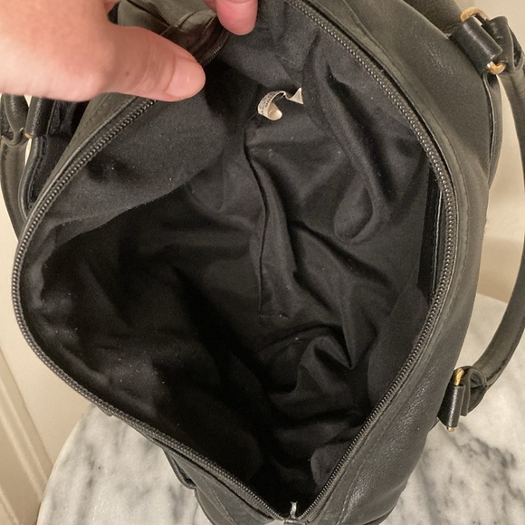 Etienne Aigner Classic Black Leather Satchel - Picture 5 of 6